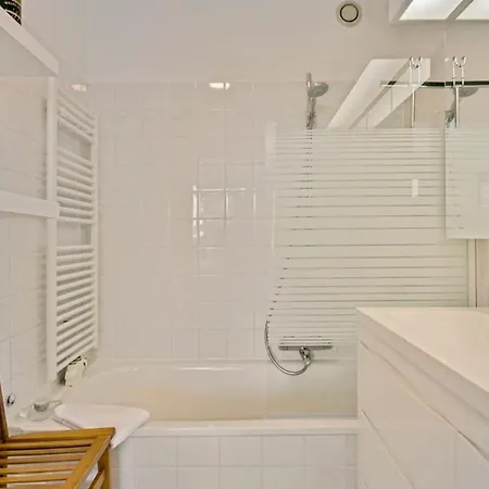 Huswell - Comfortable With Sea View & 2 Terraces Apartment